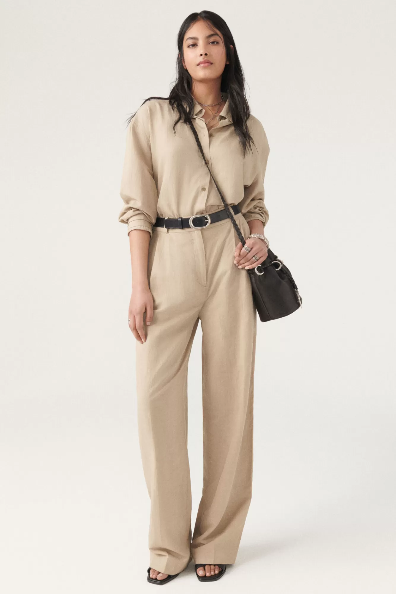 ba&sh Pantalons*Berny. Beige