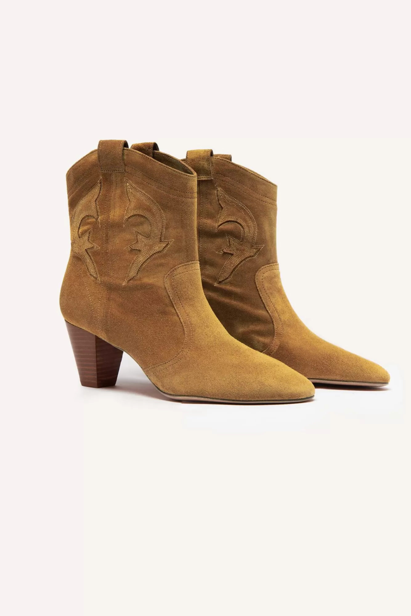 ba&sh Chaussures*Casey. Carbone